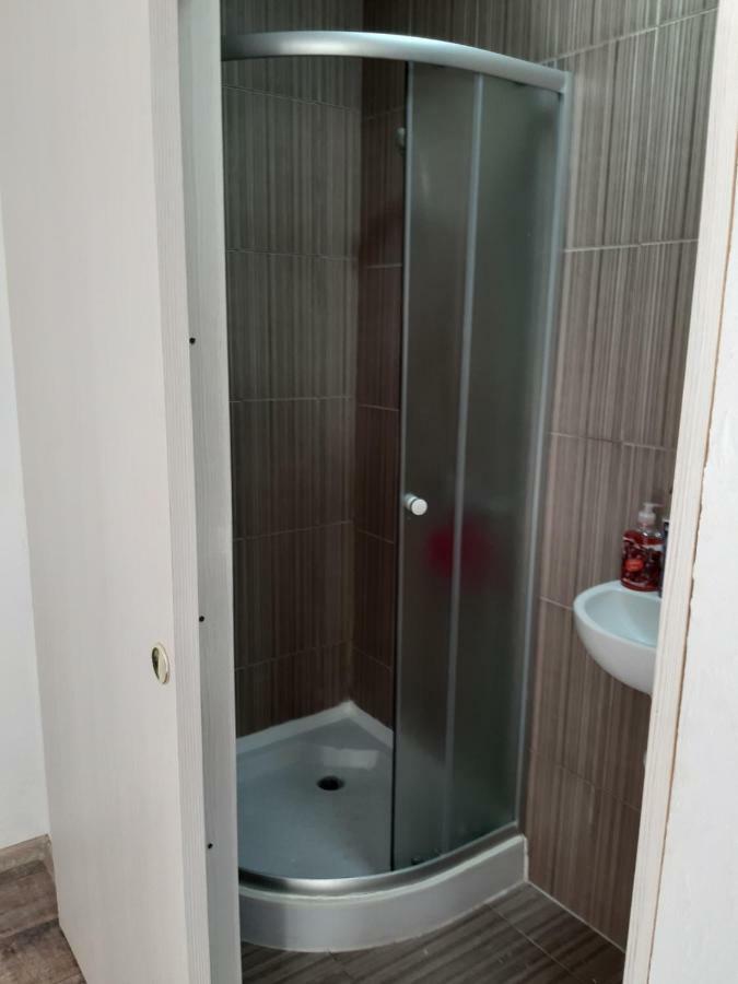 Ferienwohnung Новая Квартира Odessa Exterior foto
